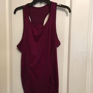 Women's burgundy work out Tank Top